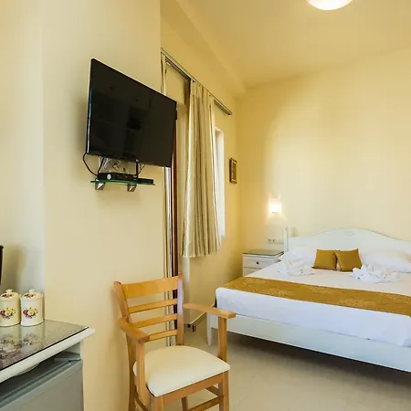 Aparthotel Polyxenia 3*